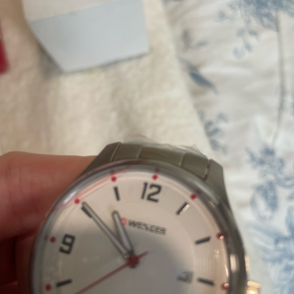 Wenger Silver Men's Watch - Picture 8 of 9